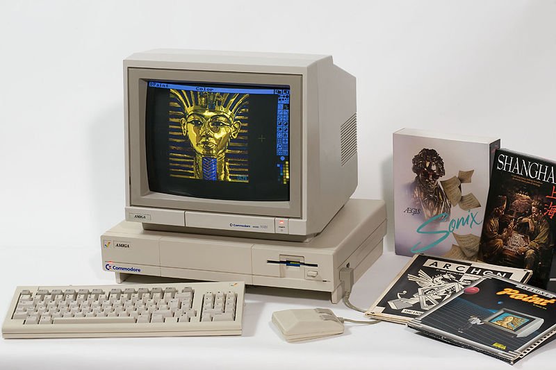 800px-amiga_1000_pal.jpg